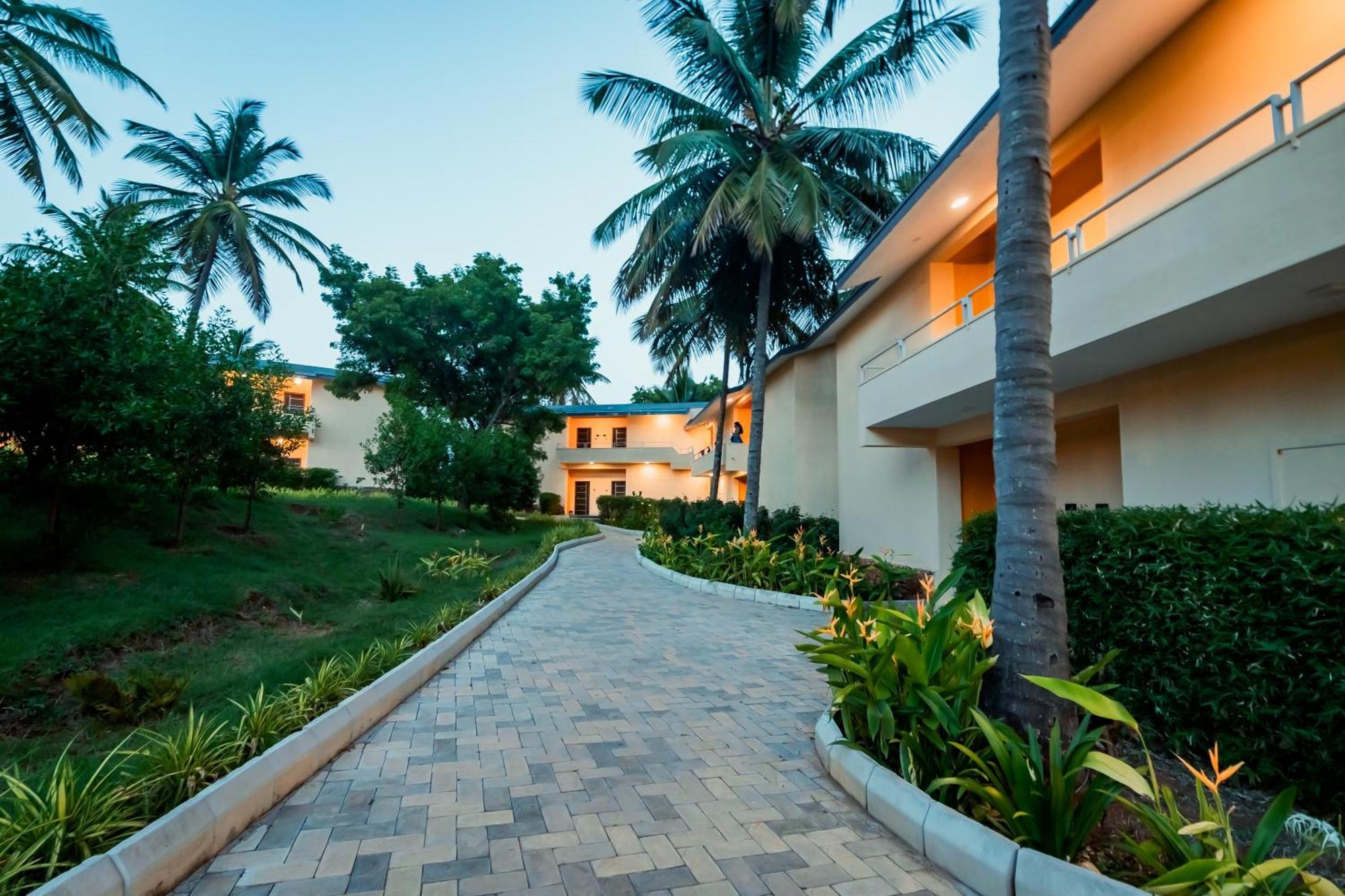 Commune18 Spa Resorts Chikmagalur Luaran gambar