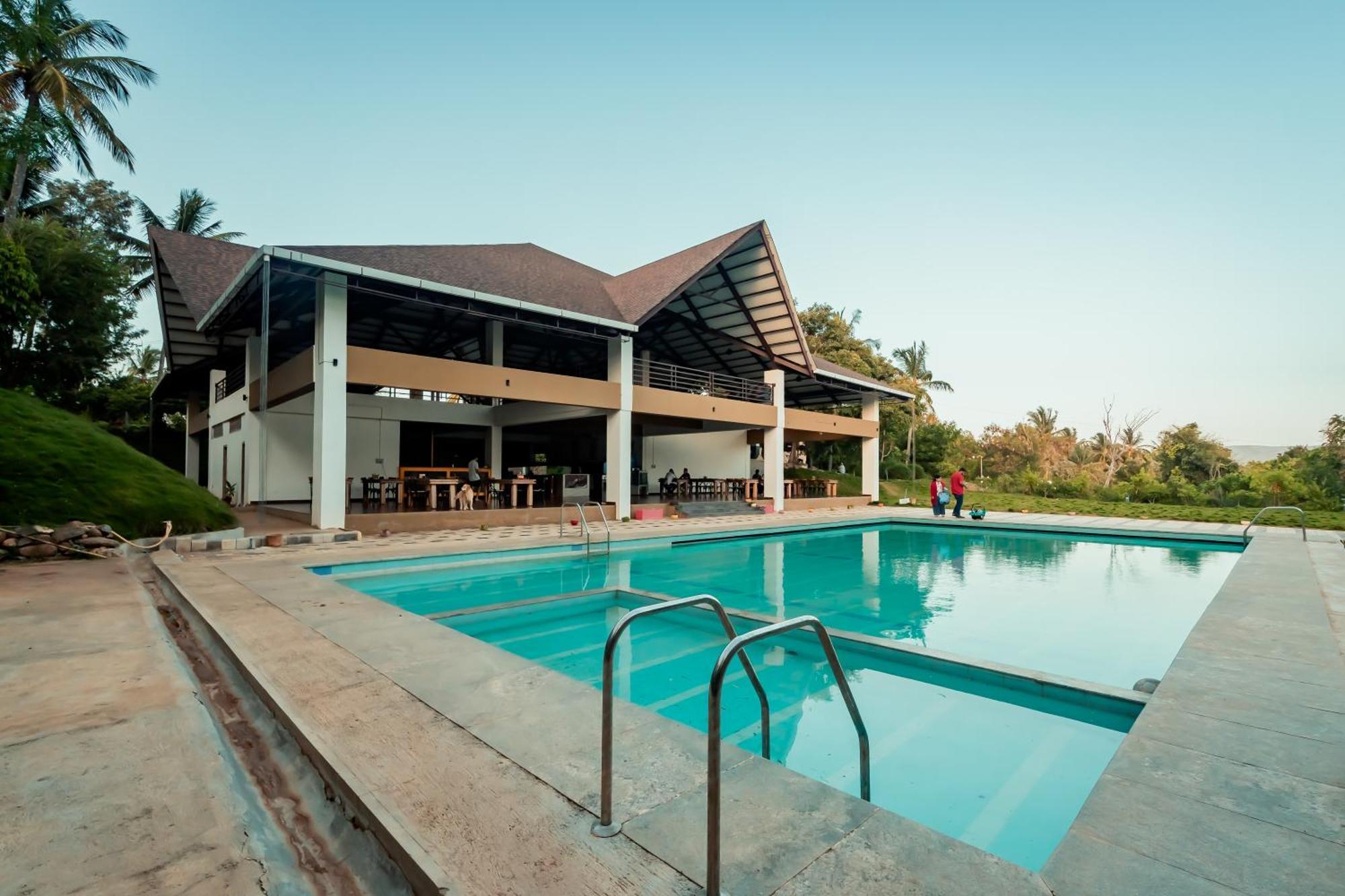 Commune18 Spa Resorts Chikmagalur Luaran gambar