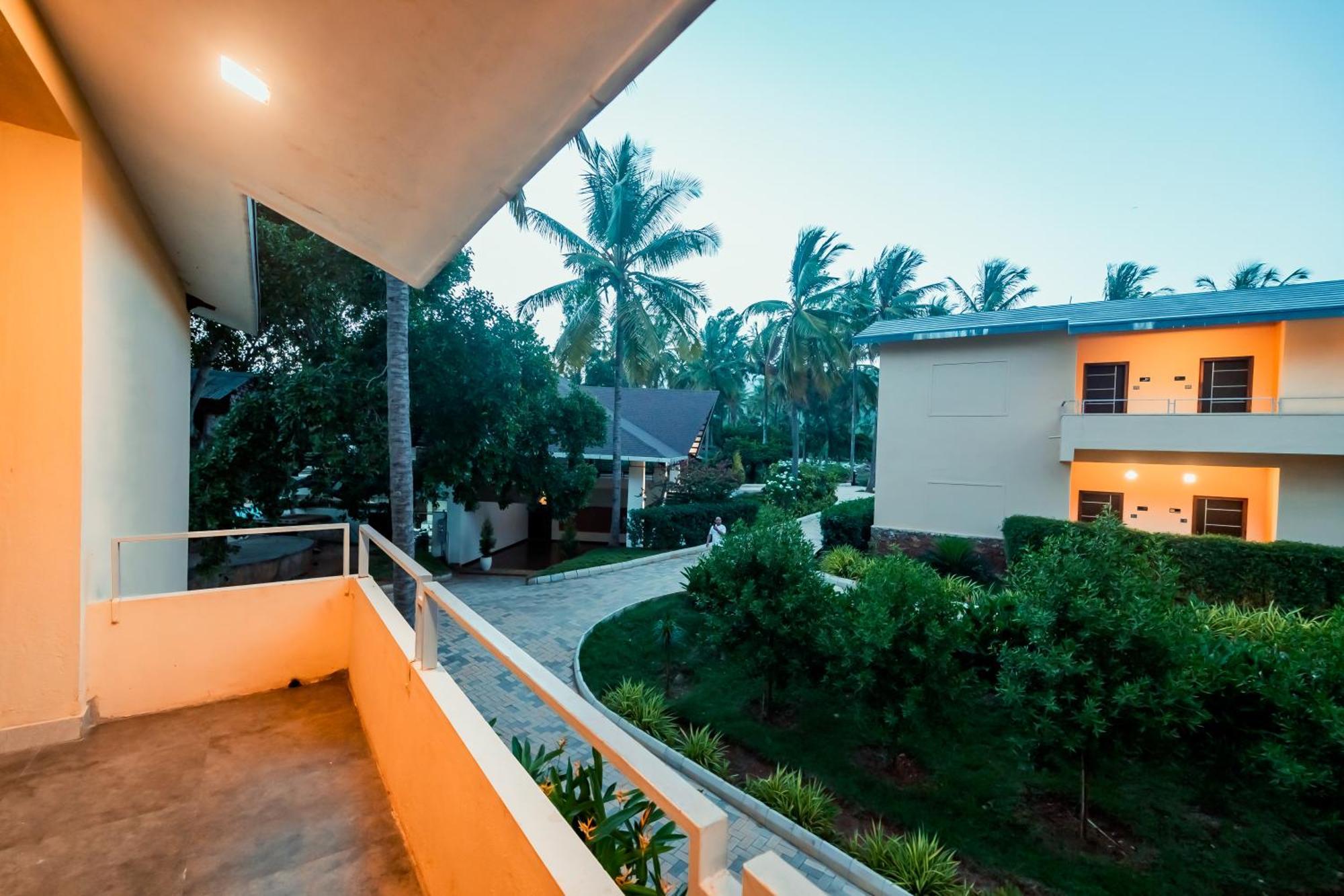 Commune18 Spa Resorts Chikmagalur Luaran gambar