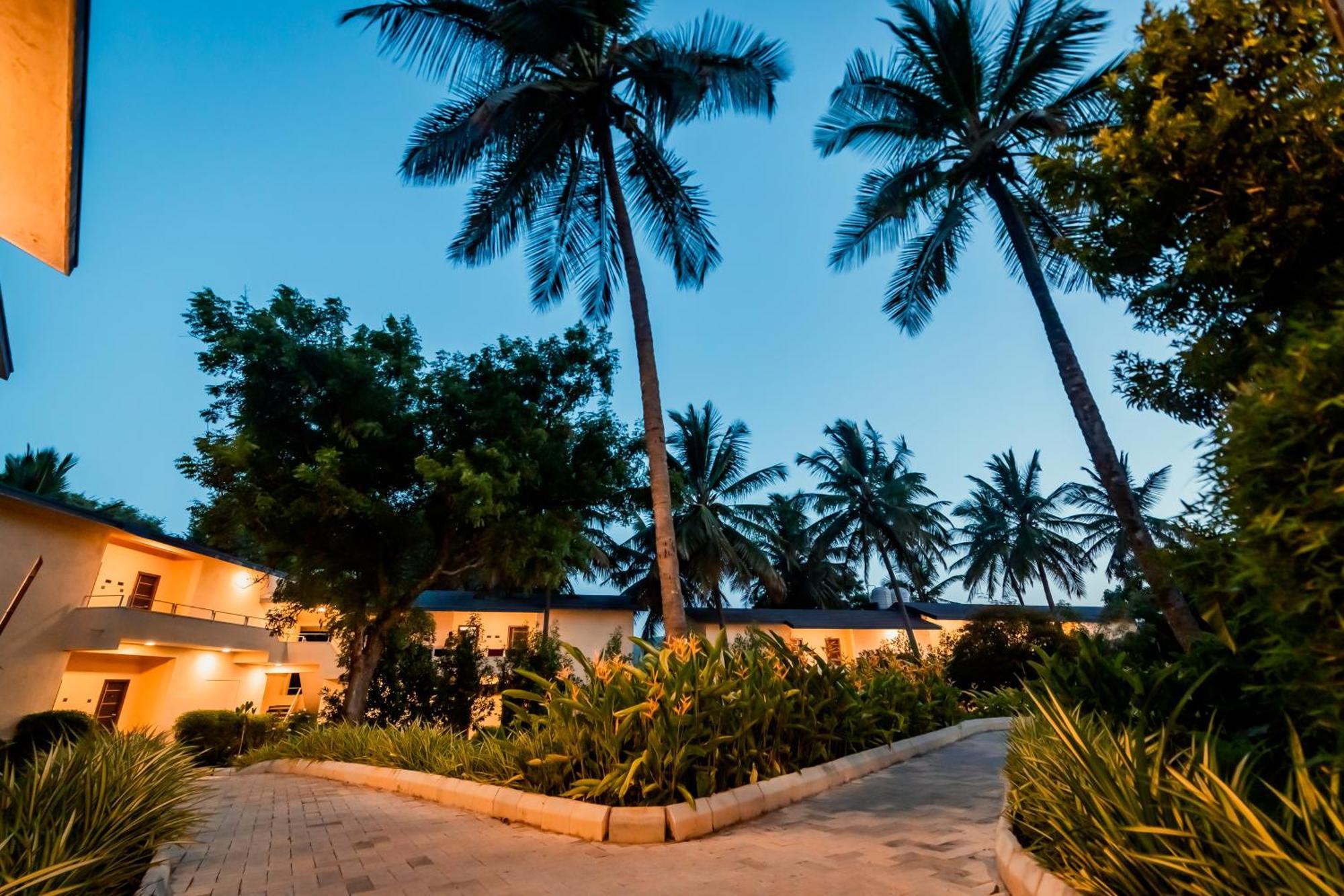 Commune18 Spa Resorts Chikmagalur Luaran gambar