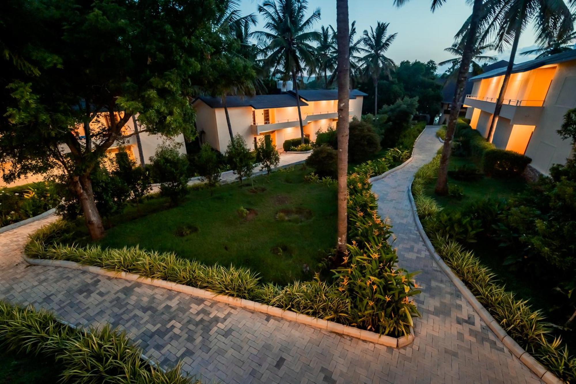 Commune18 Spa Resorts Chikmagalur Luaran gambar