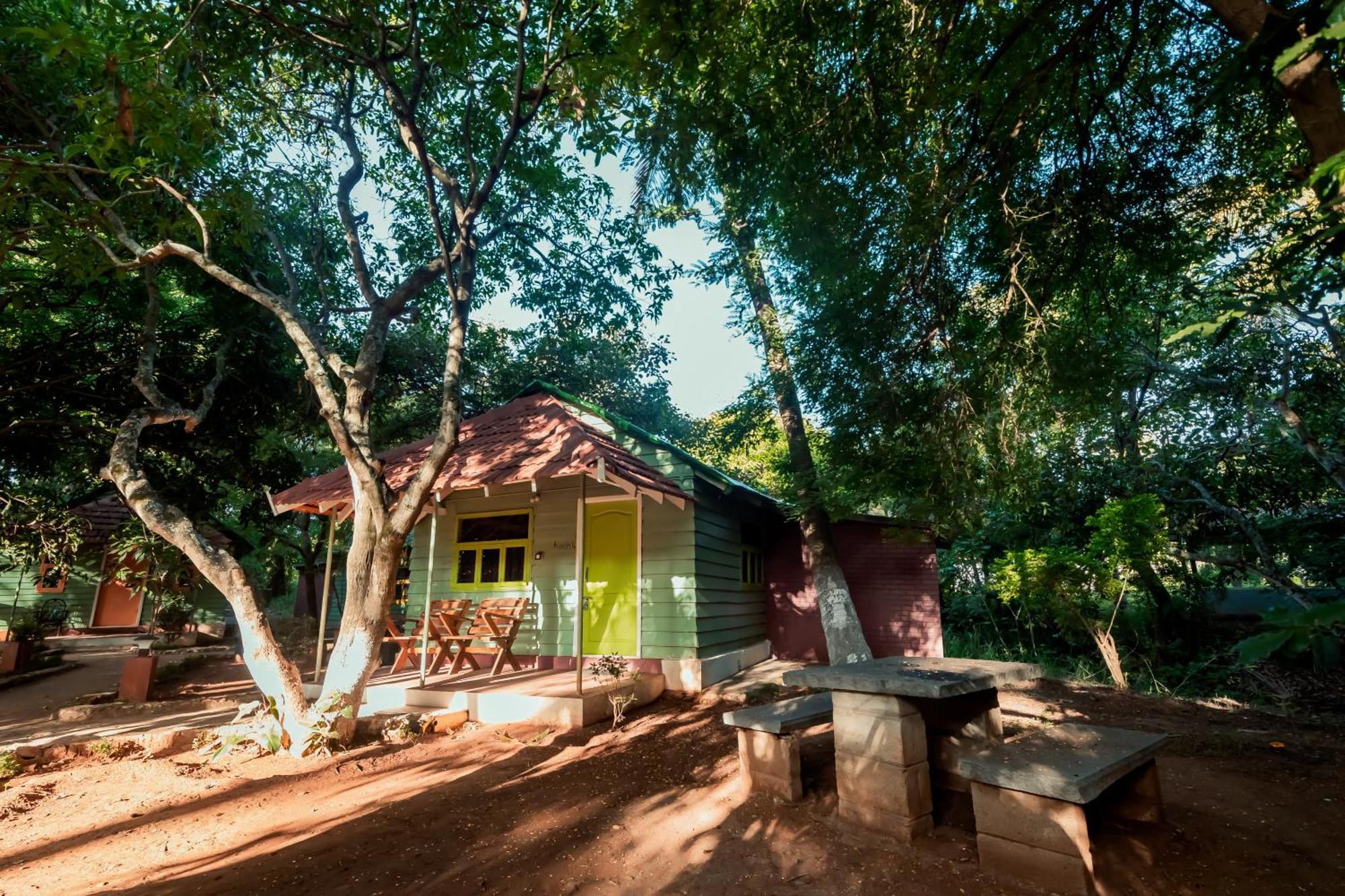 Commune18 Spa Resorts Chikmagalur Luaran gambar